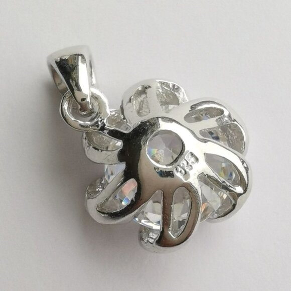 New sterling silver cz flower necklace earring set - Picture 3 of 9